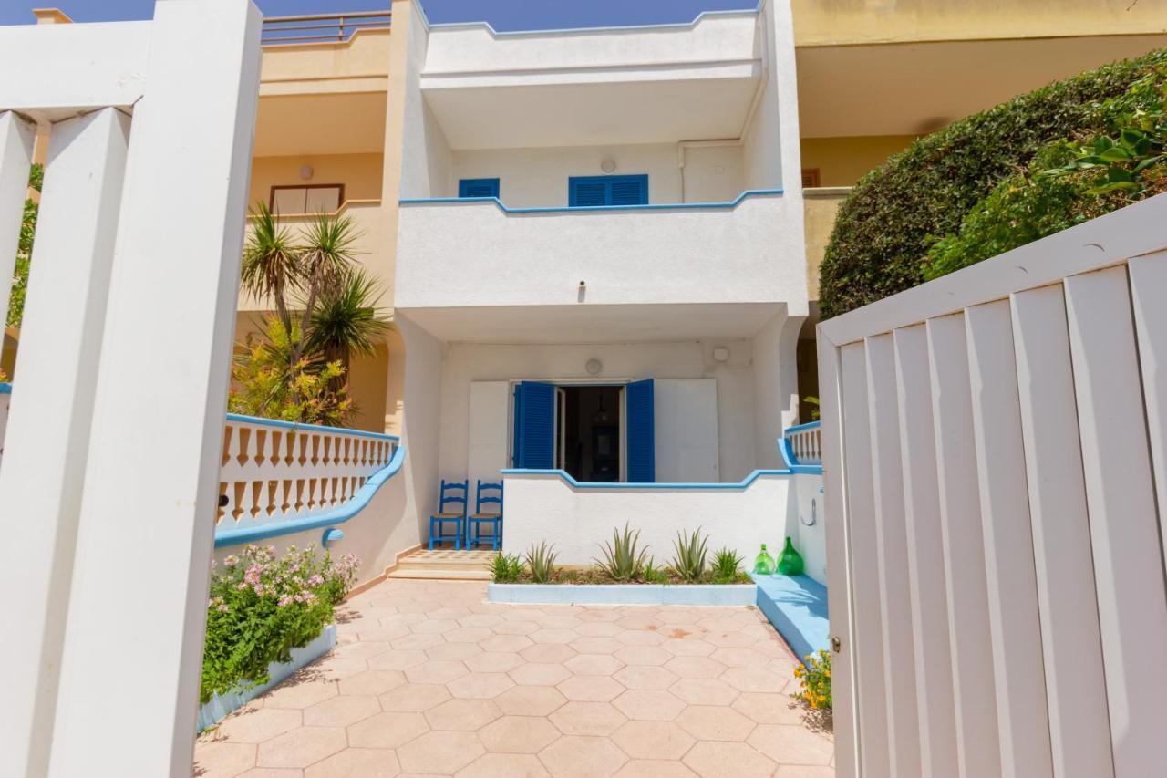 Villa Ranieri-Casa Con Vista A Campo Di Mare Torre San Gennaro Exteriör bild