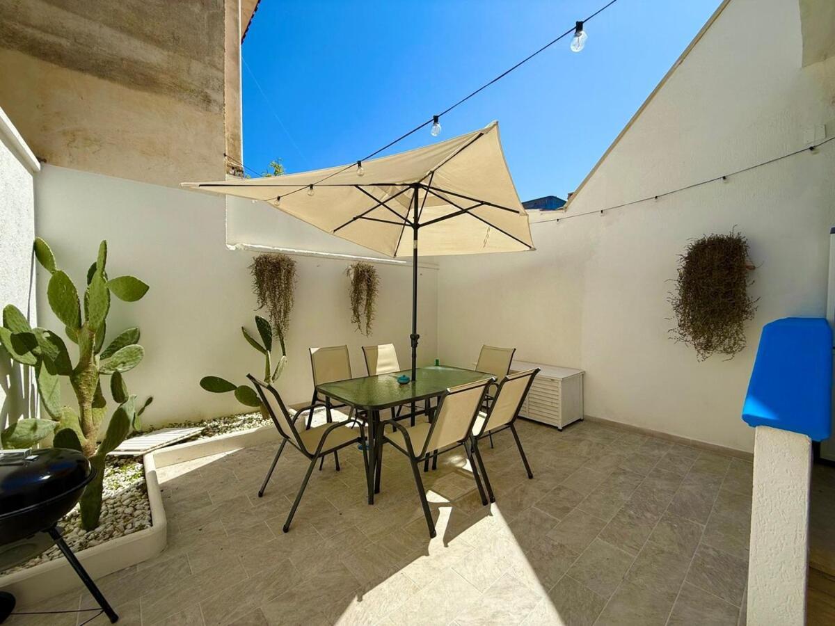 Villa Ranieri-Casa Con Vista A Campo Di Mare Torre San Gennaro Exteriör bild