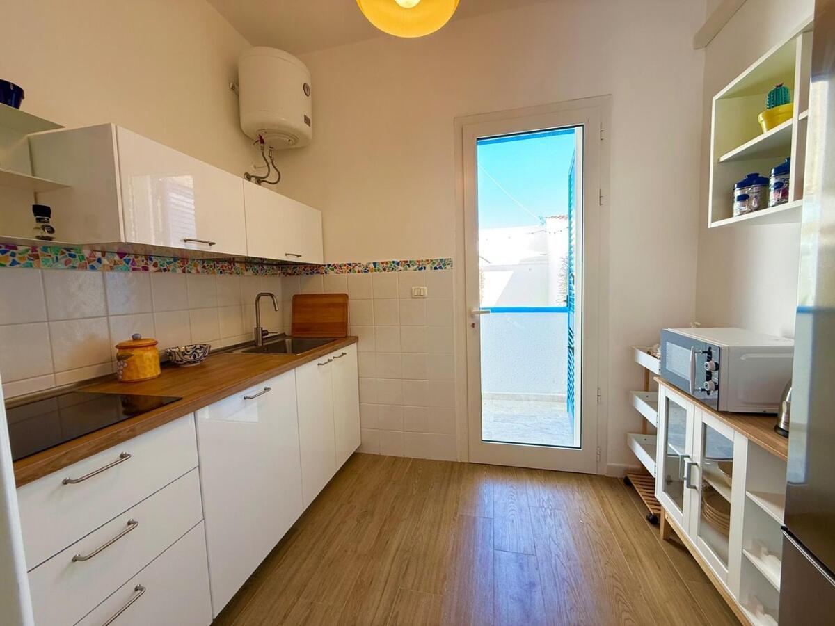 Villa Ranieri-Casa Con Vista A Campo Di Mare Torre San Gennaro Exteriör bild